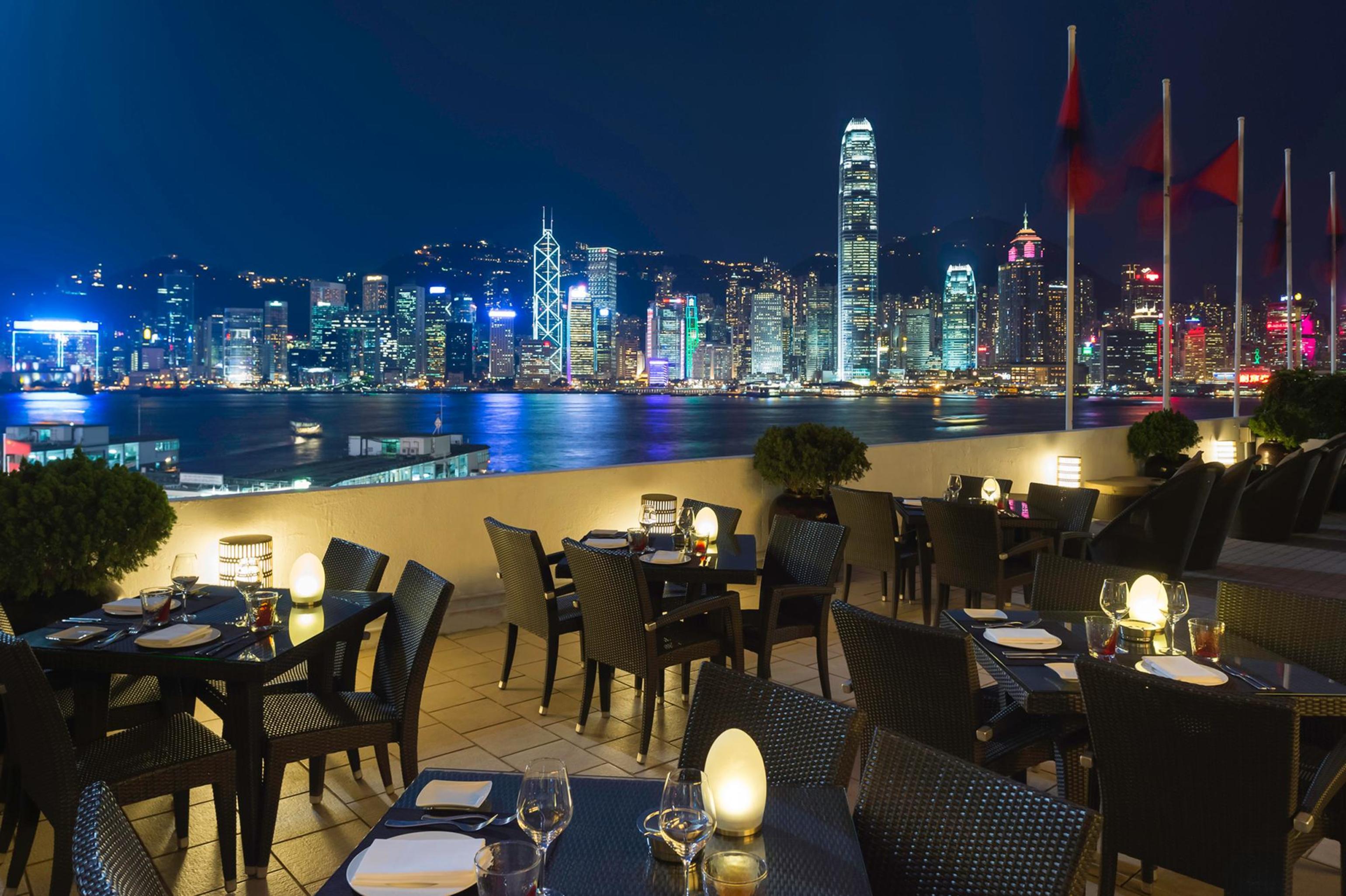 Marco Polo Hongkong Hotel Eksteriør billede View from the rooftop bar
