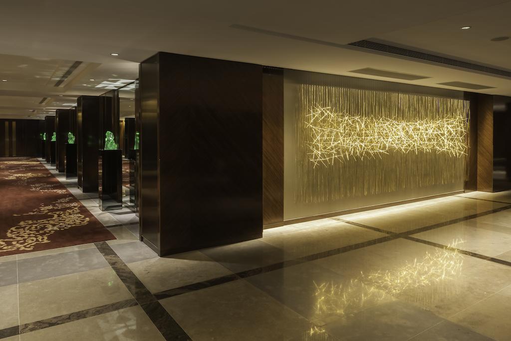 Marco Polo Hongkong Hotel Eksteriør billede The interior of the hotel